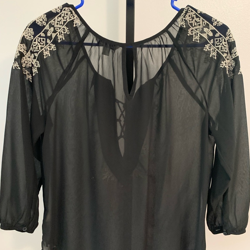 American Eagle Outfitters Embroidered Top - Picture 4 of 16